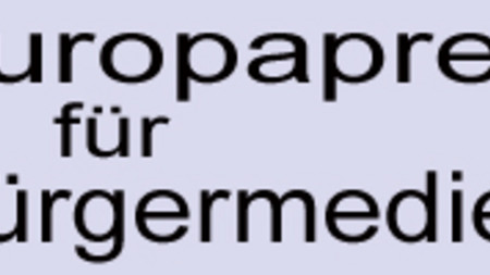 Europapreis für Bürgermedien - schwarze Schrift auf grauem Grund.
