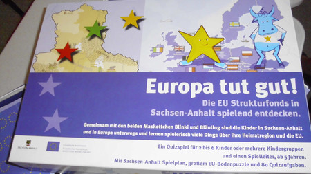 Das Foto zeigt den Deckel des Gesellschaftsspiels 'Europa tut gut', Bild: MF