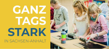 Das Bild zeigt einen Slogan sowie Kinder beim Basteln. 