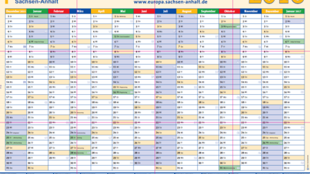 Das Foto zeigt den neuen Wandplaner für das kommende Jahr. (Bild: EU-VB)