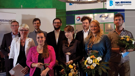 Das Foto zeigt die Siegerinnen und Sieger des Businessplanwettbewerbs Sachsen-Anhalt, Foto: ego.business